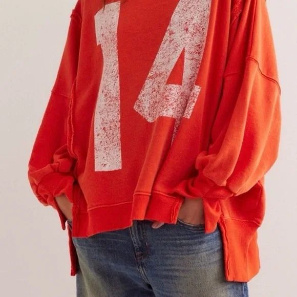 WE THE FREE by FP: Camden Graphic #14 Sweatshirt NWT - Picture 5 of 10